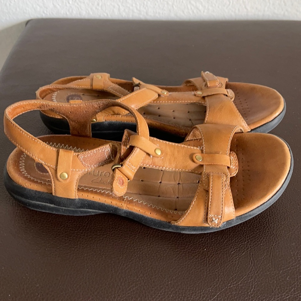 Clark Sandals 7.5